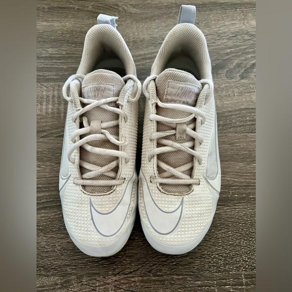 Nike Other - Nike Huarache Youth Lacrosse Cleats White Size 5Y • Fast Sale • Great Condition​